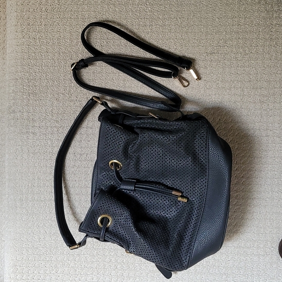 Black Vegan Leather Drawstring Bucket Bag - Picture 10 of 11